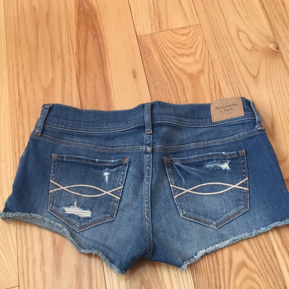 Abercrombie & Fitch distressed shorts
